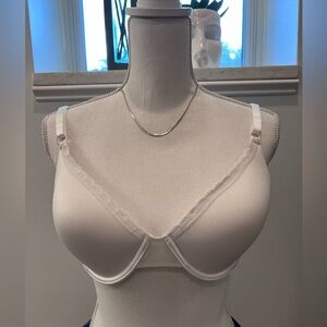 Maidenform white bra
